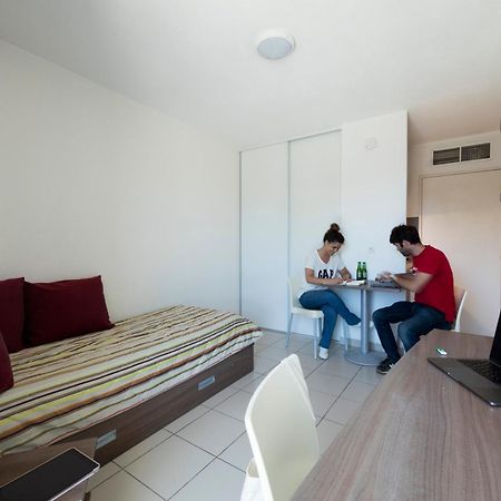 Garden & City Toulon Bagian luar foto
